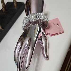 Elegant Faux Pearl Crystal & Rhodium Bracelet Elastic & NWT